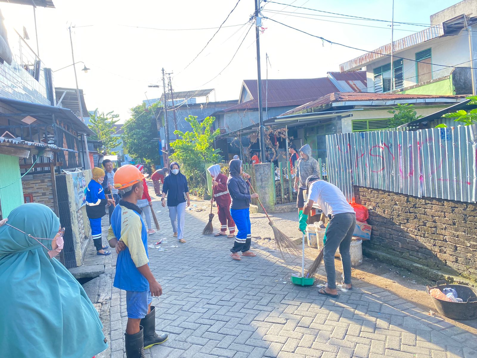 Penunjang Foto GIAT SABTU BERSIH KELURAHAN TABARINGAN - 2